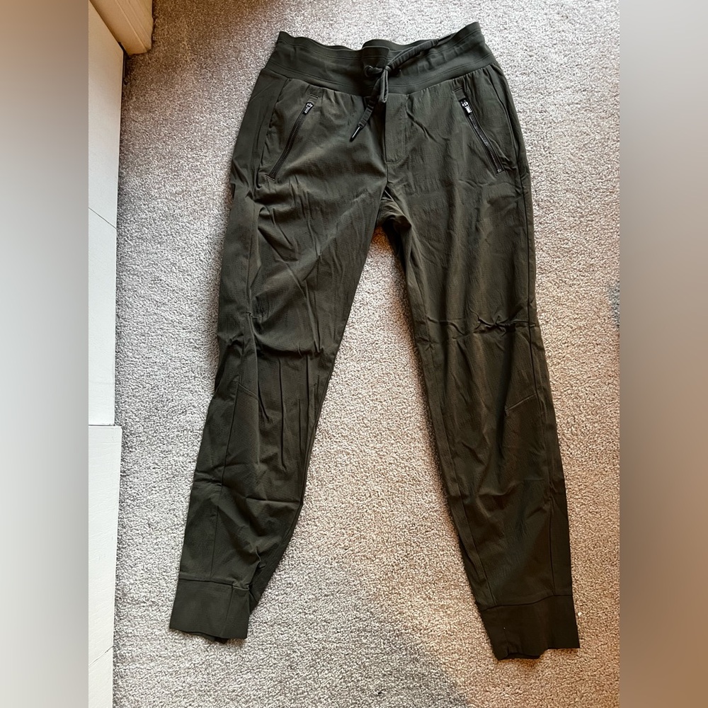 Athleta Green Joggers